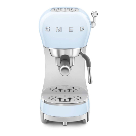 Кофемашина эспрессо SMEG 50s style (ECF02PBEU) Пастельный голубой Кофемашина эспрессо SMEG 50s style (ECF02PBEU) Пастельный голубой