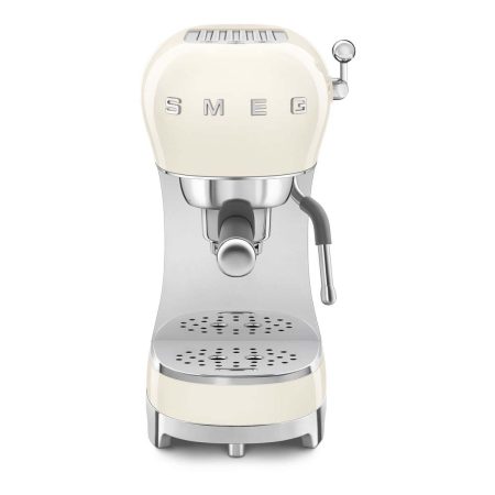 Кофемашина эспрессо SMEG 50s style (ECF02CREU) Кремовый Кофемашина эспрессо SMEG 50s style (ECF02CREU) Кремовый