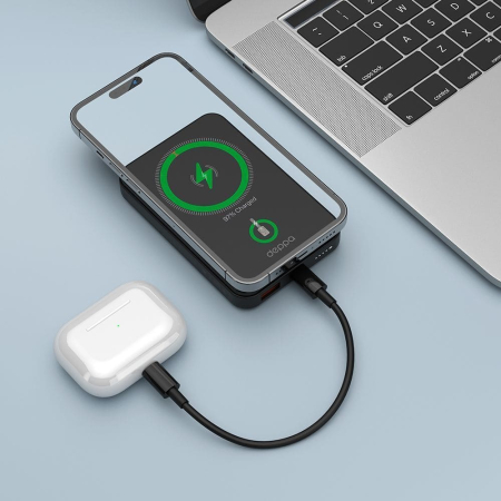 Внешний АКБ Deppa NRG MageSafe 10000mAh (33667) Черный Внешний АКБ Deppa NRG MageSafe 10000mAh (33667) Черный